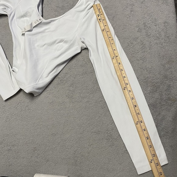 Lululemon Align Long Sleeve Shirt Womens 10 White V Neck NULU Tight Cropped - Picture 5 of 7
